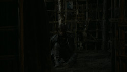 extant_GameOfThrones_2x01-TheNorthRemembers_3334