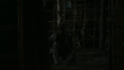 extant_GameOfThrones_2x01-TheNorthRemembers_3336