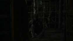 extant_GameOfThrones_2x01-TheNorthRemembers_3337