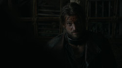 extant_GameOfThrones_2x01-TheNorthRemembers_3360