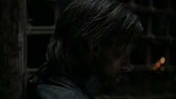 extant_GameOfThrones_2x01-TheNorthRemembers_3436