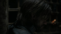 extant_GameOfThrones_2x01-TheNorthRemembers_3437