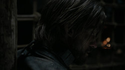 extant_GameOfThrones_2x01-TheNorthRemembers_3438