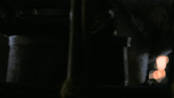 extant_GameOfThrones_2x01-TheNorthRemembers_3462