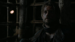 extant_GameOfThrones_2x01-TheNorthRemembers_3489