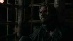 extant_GameOfThrones_2x01-TheNorthRemembers_3513