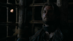 extant_GameOfThrones_2x01-TheNorthRemembers_3557