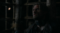 extant_GameOfThrones_2x01-TheNorthRemembers_3565