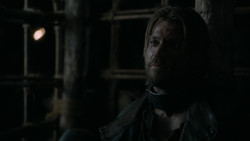 extant_GameOfThrones_2x01-TheNorthRemembers_3583