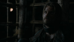 extant_GameOfThrones_2x01-TheNorthRemembers_3587