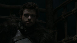 extant_GameOfThrones_2x01-TheNorthRemembers_3612