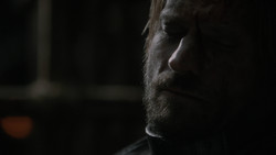 extant_GameOfThrones_2x01-TheNorthRemembers_3634