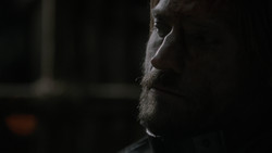 extant_GameOfThrones_2x01-TheNorthRemembers_3636