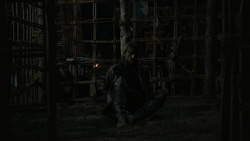 extant_GameOfThrones_2x01-TheNorthRemembers_3639