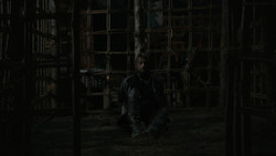 extant_GameOfThrones_2x01-TheNorthRemembers_3647