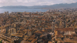 extant_GameOfThrones_2x01-TheNorthRemembers_3659