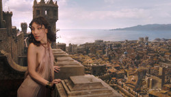 extant_GameOfThrones_2x01-TheNorthRemembers_3671