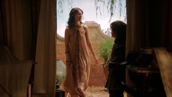extant_GameOfThrones_2x01-TheNorthRemembers_3685