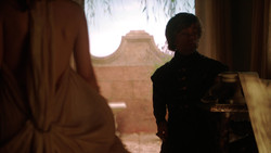extant_GameOfThrones_2x01-TheNorthRemembers_3706