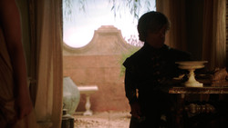 extant_GameOfThrones_2x01-TheNorthRemembers_3708
