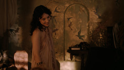 extant_GameOfThrones_2x01-TheNorthRemembers_3715