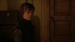 extant_GameOfThrones_2x01-TheNorthRemembers_3748