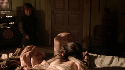 extant_GameOfThrones_2x01-TheNorthRemembers_3769