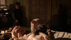 extant_GameOfThrones_2x01-TheNorthRemembers_3771