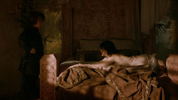 extant_GameOfThrones_2x01-TheNorthRemembers_3785