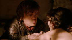 extant_GameOfThrones_2x01-TheNorthRemembers_3793