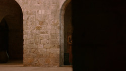 extant_GameOfThrones_2x01-TheNorthRemembers_3868