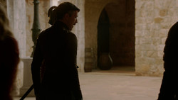 extant_GameOfThrones_2x01-TheNorthRemembers_4109