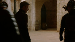 extant_GameOfThrones_2x01-TheNorthRemembers_4112