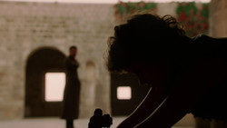 extant_GameOfThrones_2x01-TheNorthRemembers_4117