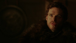 extant_GameOfThrones_2x01-TheNorthRemembers_4183