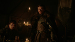 extant_GameOfThrones_2x01-TheNorthRemembers_4245
