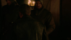 extant_GameOfThrones_2x01-TheNorthRemembers_4283