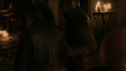 extant_GameOfThrones_2x01-TheNorthRemembers_4285