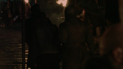 extant_GameOfThrones_2x01-TheNorthRemembers_4289