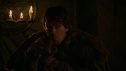 extant_GameOfThrones_2x01-TheNorthRemembers_4297