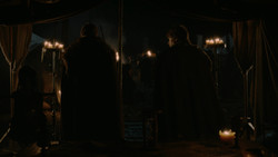 extant_GameOfThrones_2x01-TheNorthRemembers_4309