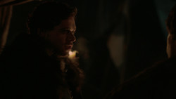 extant_GameOfThrones_2x01-TheNorthRemembers_4316