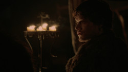 extant_GameOfThrones_2x01-TheNorthRemembers_4324