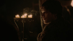 extant_GameOfThrones_2x01-TheNorthRemembers_4325