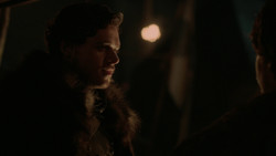 extant_GameOfThrones_2x01-TheNorthRemembers_4326