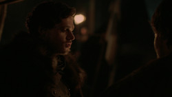 extant_GameOfThrones_2x01-TheNorthRemembers_4328