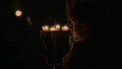 extant_GameOfThrones_2x01-TheNorthRemembers_4331