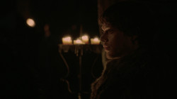 extant_GameOfThrones_2x01-TheNorthRemembers_4333