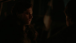 extant_GameOfThrones_2x01-TheNorthRemembers_4339
