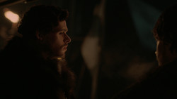 extant_GameOfThrones_2x01-TheNorthRemembers_4357